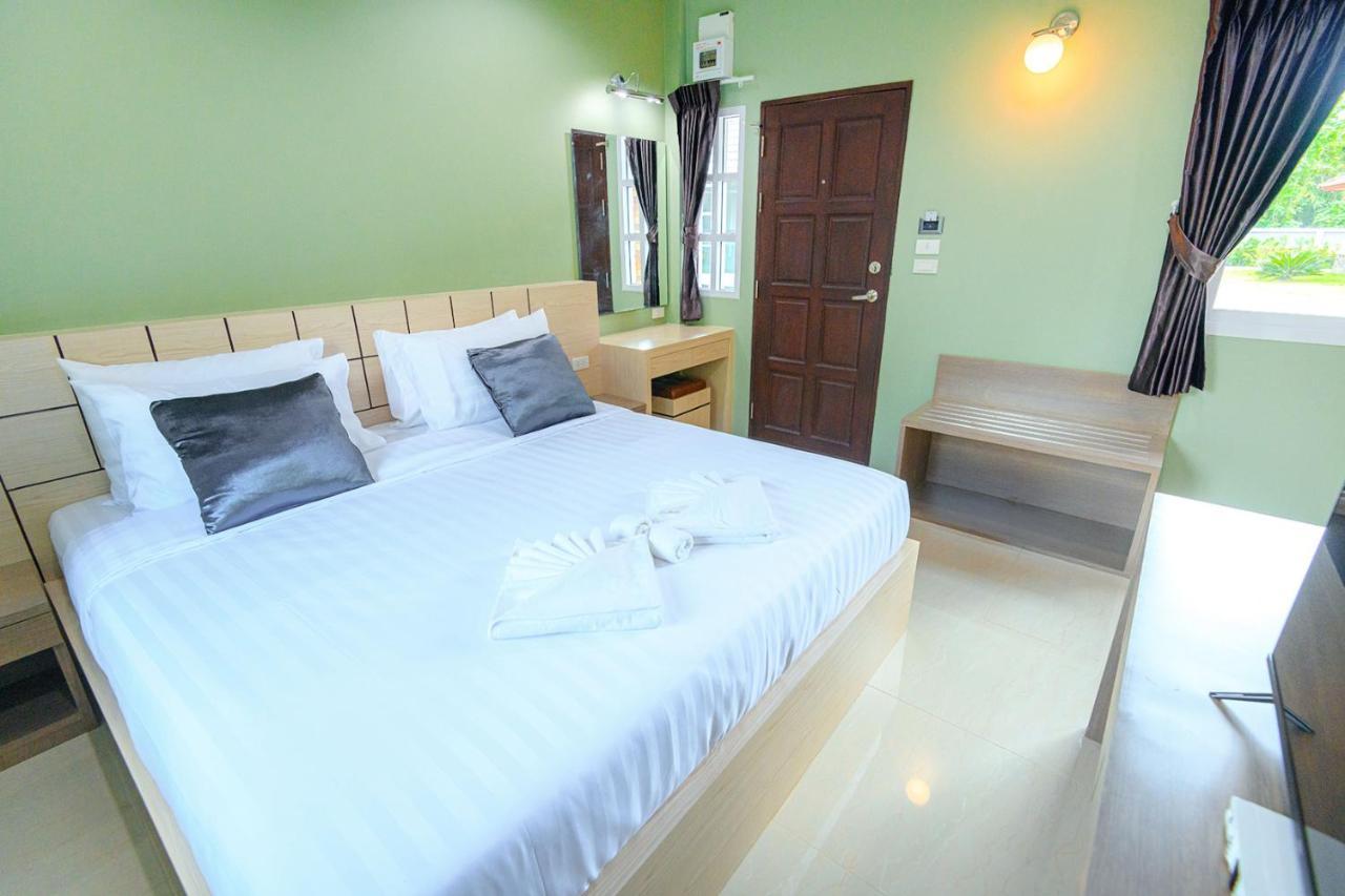 Avarin Resort Пакчонг Экстерьер фото