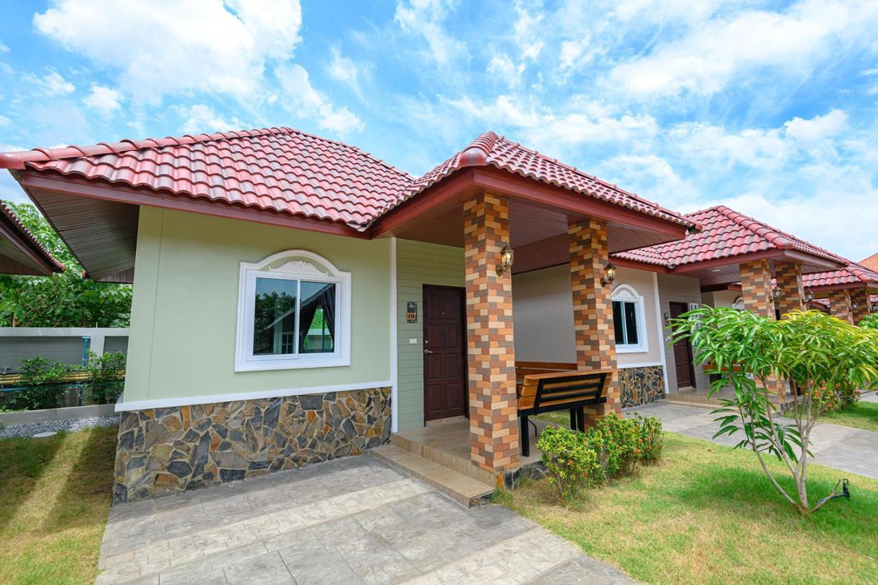 Avarin Resort Пакчонг Экстерьер фото