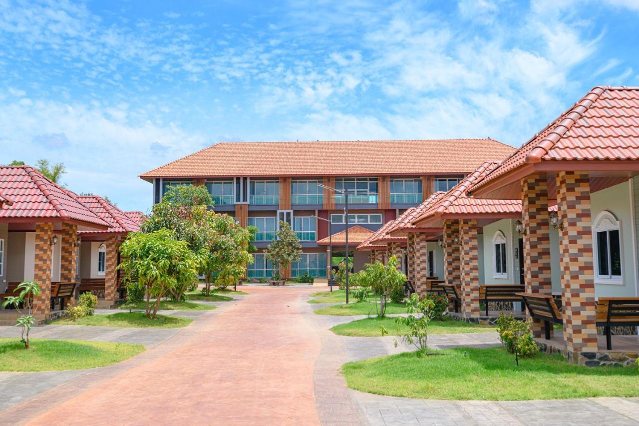 Avarin Resort Пакчонг Экстерьер фото