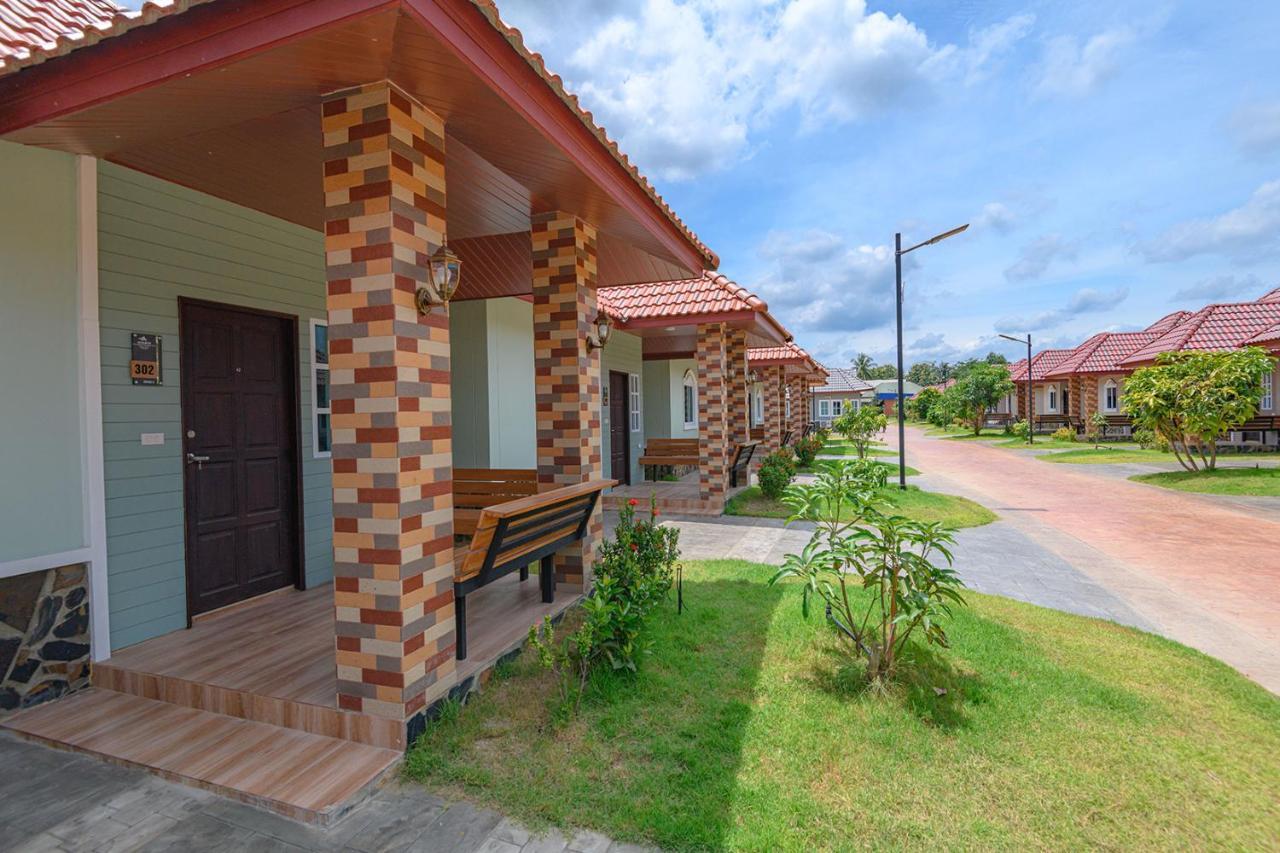 Avarin Resort Пакчонг Экстерьер фото